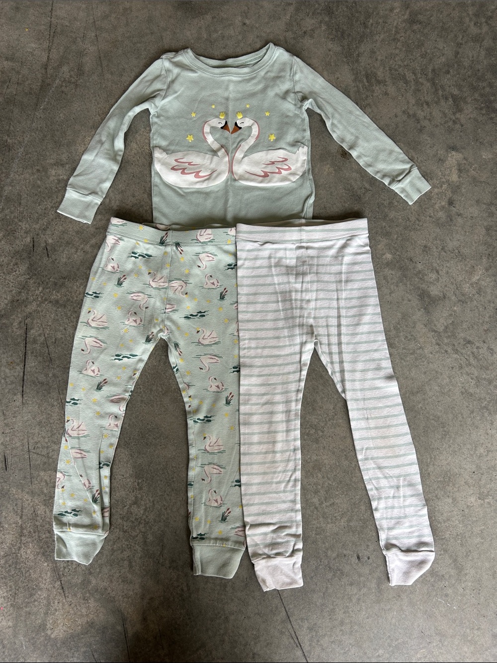 Girls 4T Pajama Lot - Picture 2 of 16